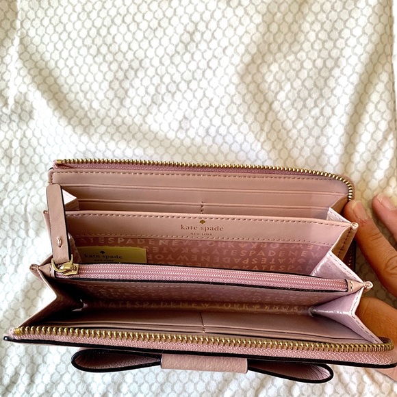 Kate Spade Pink Bow Wallet - Picture 6 of 6